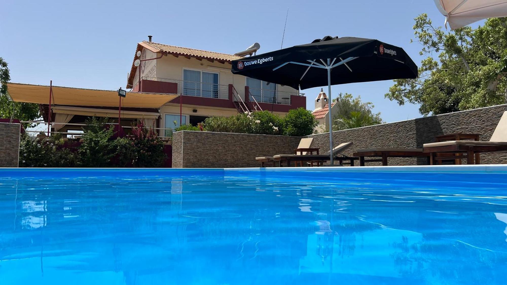 Arion Stables & Apartments Limenas Chersonisou Exterior foto