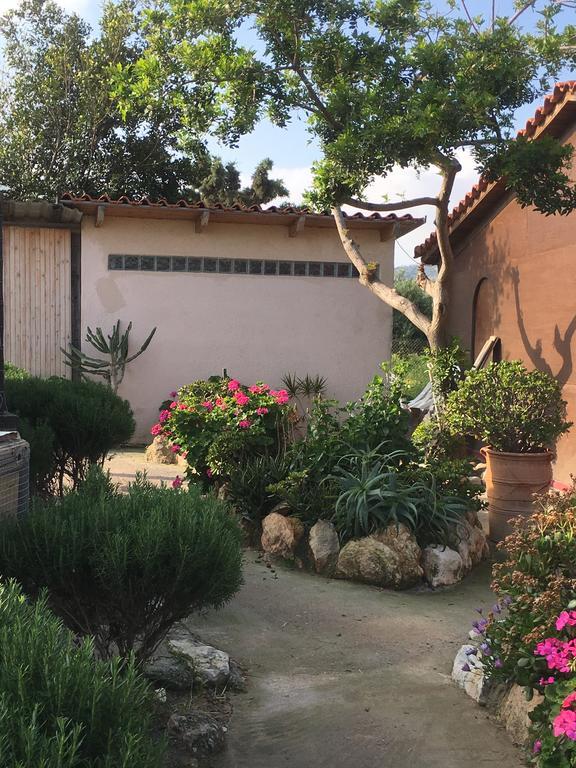 Arion Stables & Apartments Limenas Chersonisou Exterior foto